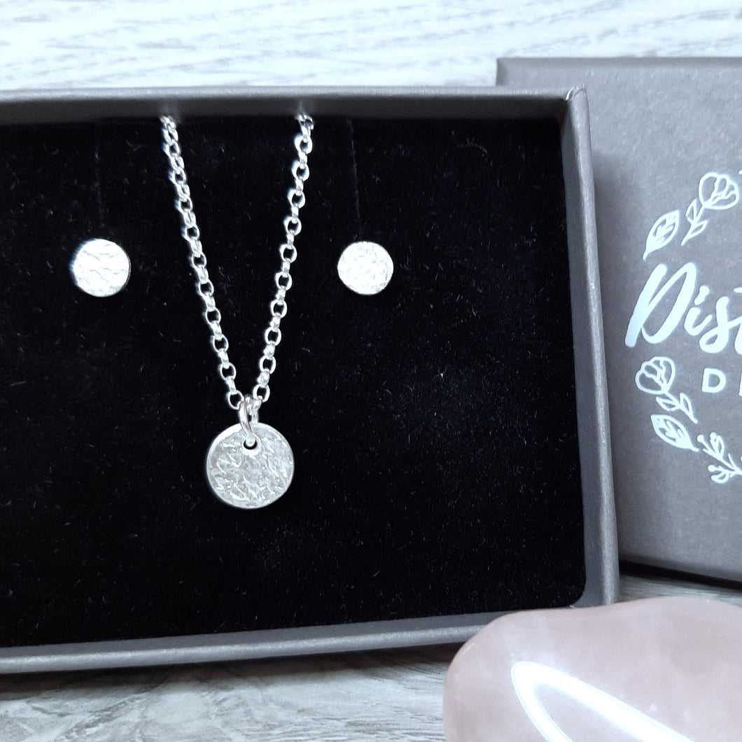 Pure Silver Textured Round Gift Set